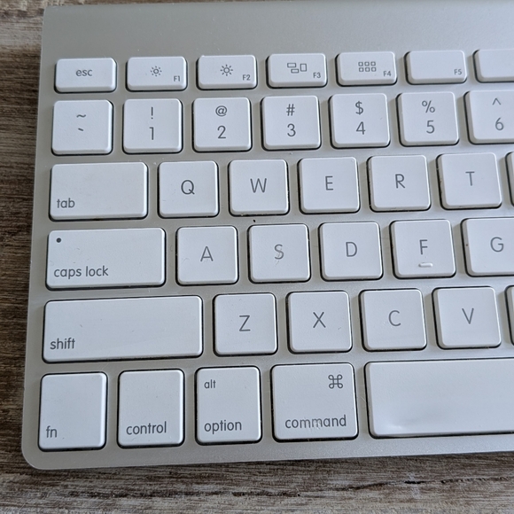 Apple Magic Keyboard - Picture 5 of 10